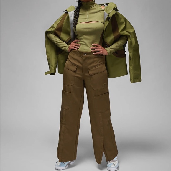 Jordan Denim - NWT Jordan 23 Engineered Women's Utility Cargo Pants